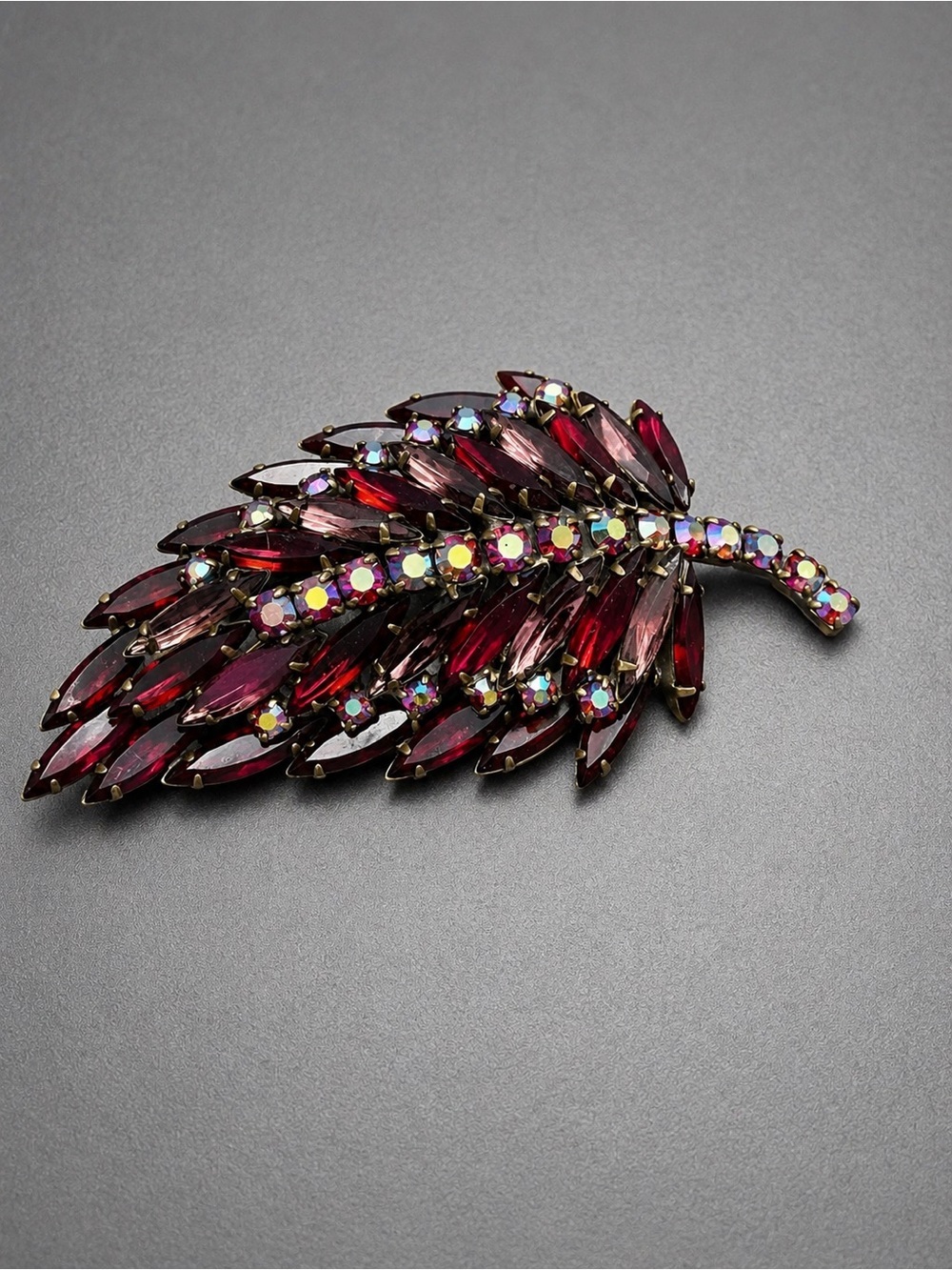 Vintage Siam Navettes Brooch #cz02
